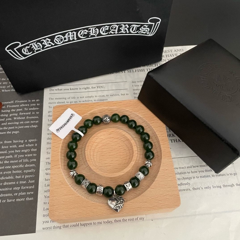 Ch**me He**ts necklaces